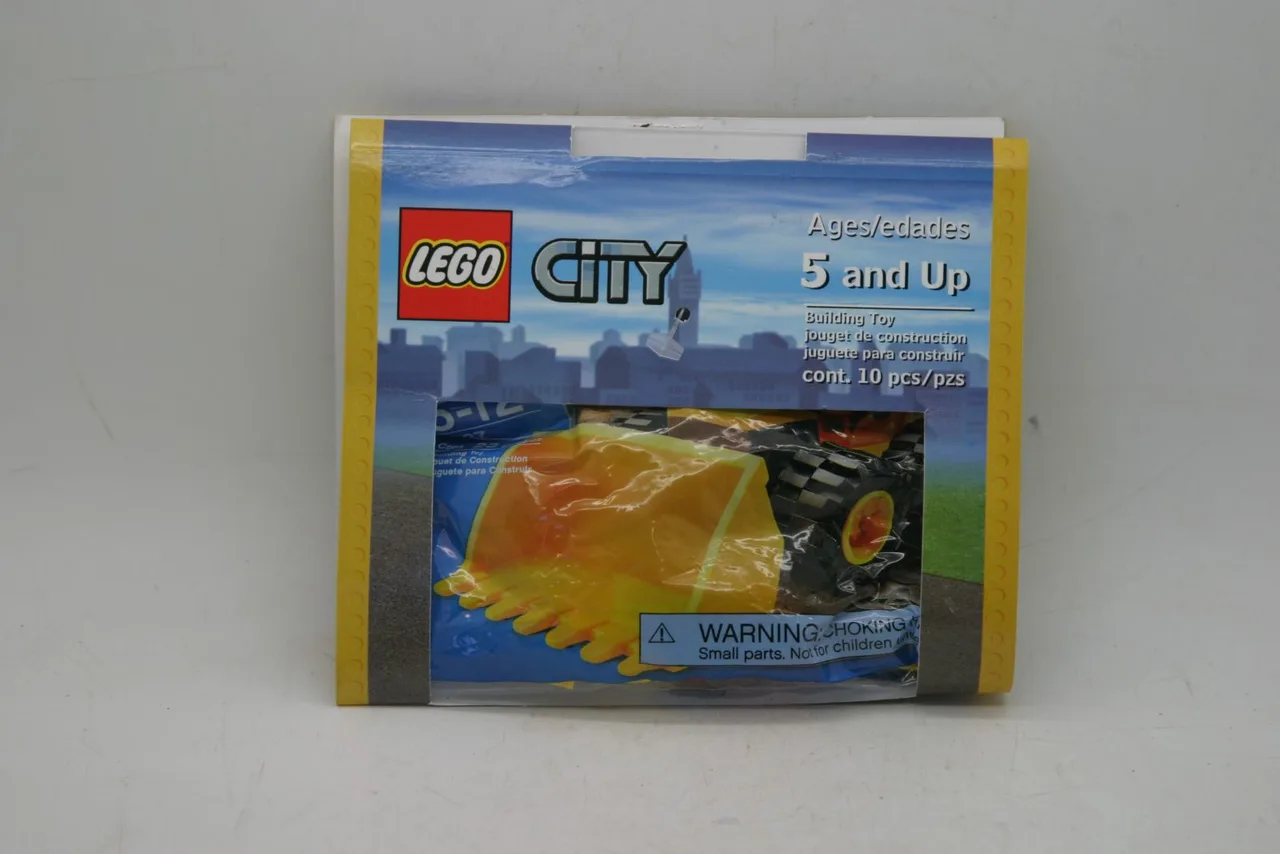 Lego Rescue City Construction Boys T-Shirt Size 6 Brown With Lego Toy – photo 6