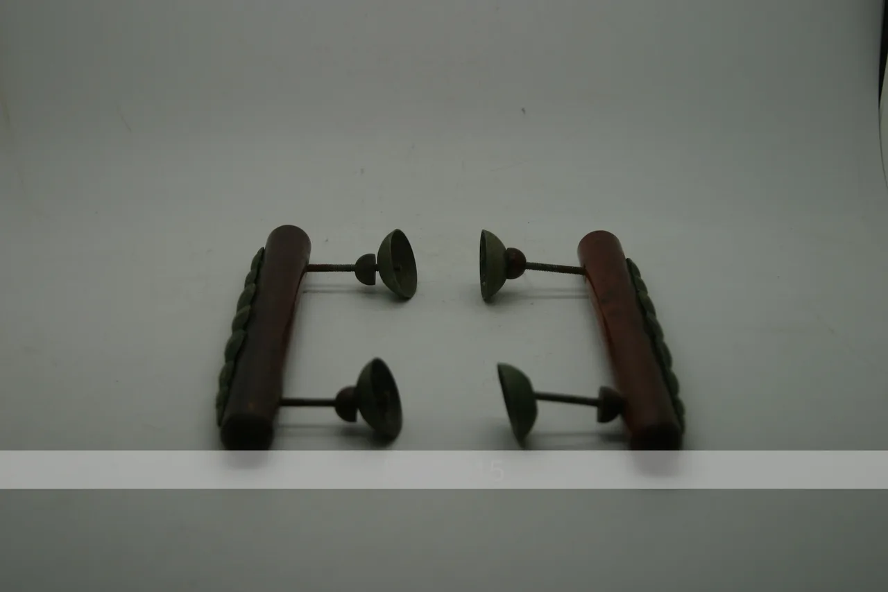Vintage Dark Red Burgundy Wooden Door Handles with Brass Fixtures – Pair (200mm) – photo 4