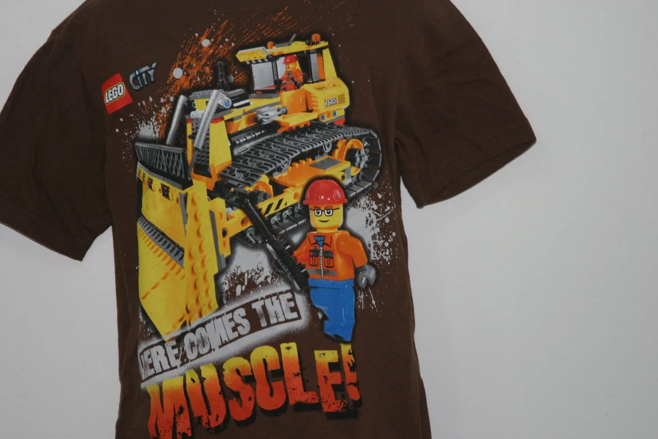 Lego Rescue City Construction Boys T-Shirt Size 6 Brown With Lego Toy – photo 3