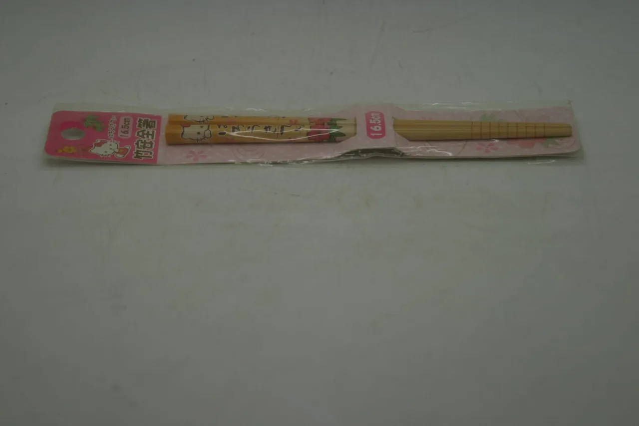 Sanrio Hello Kitty Yellow Flowers Timber Chopsticks 16.5cm Long – photo 4