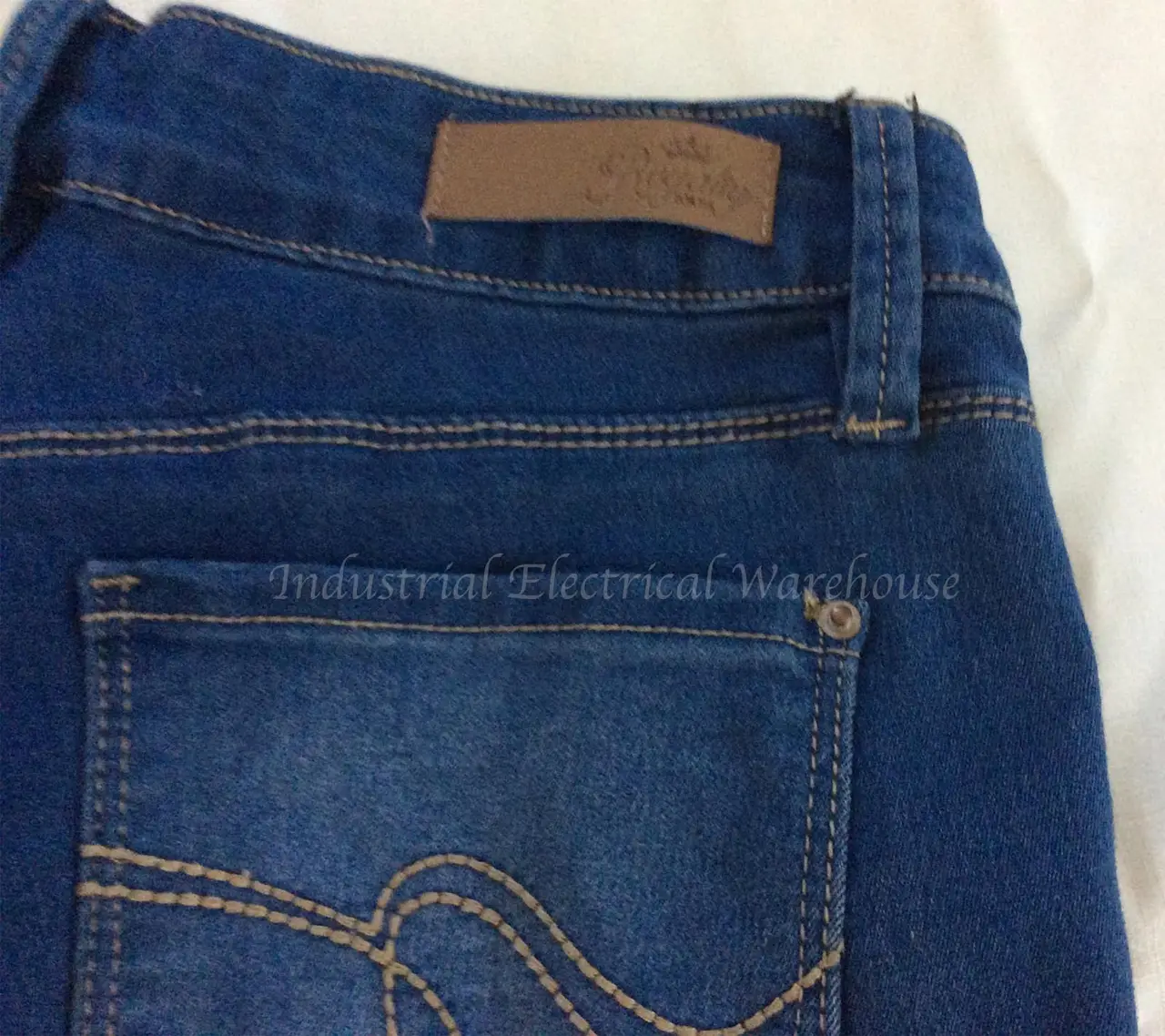 Royalty For Me Cuffed Denim Jeans Front Zip US Size 6P – photo 2