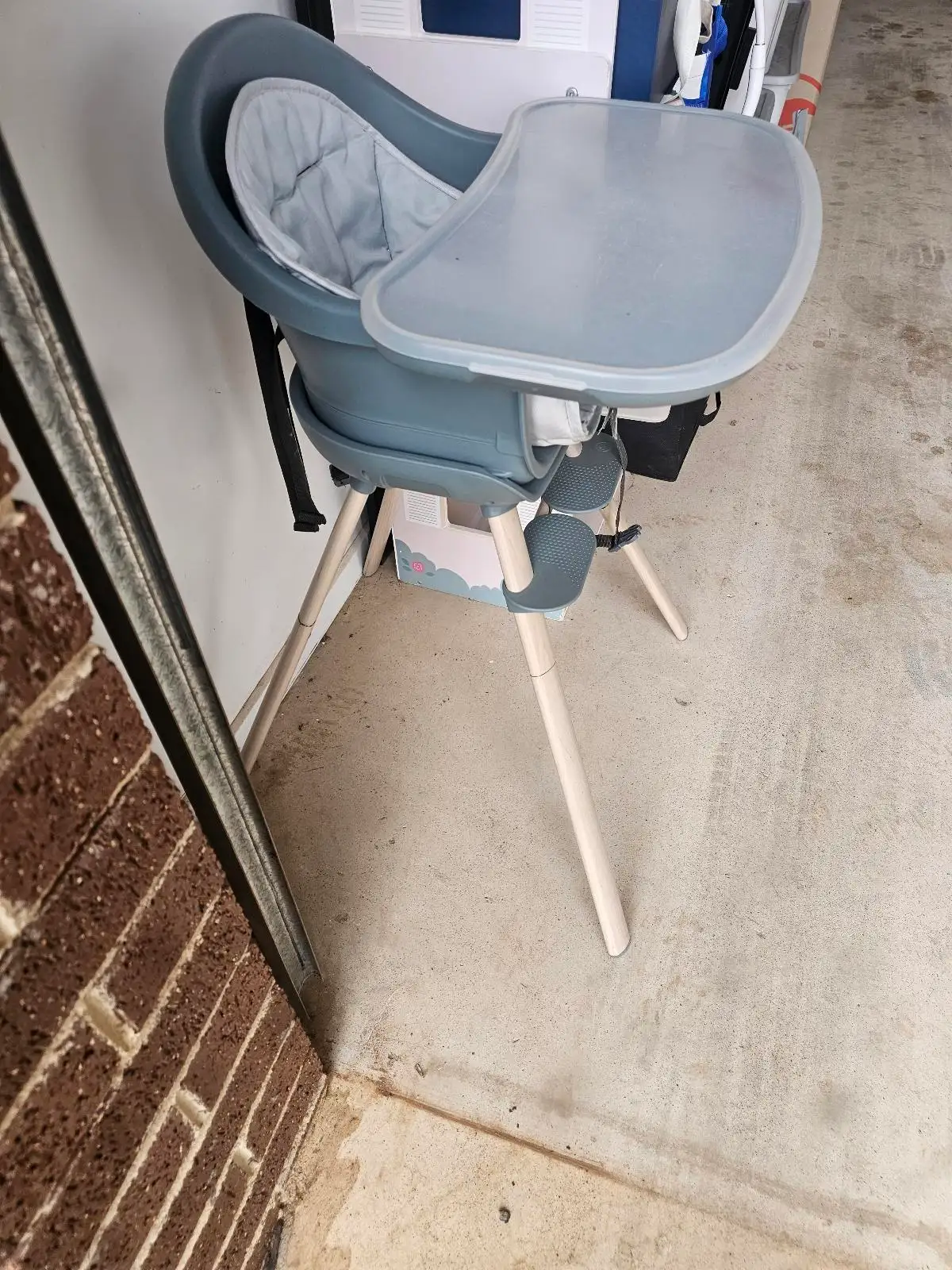 Child adjustable high chair – photo 2