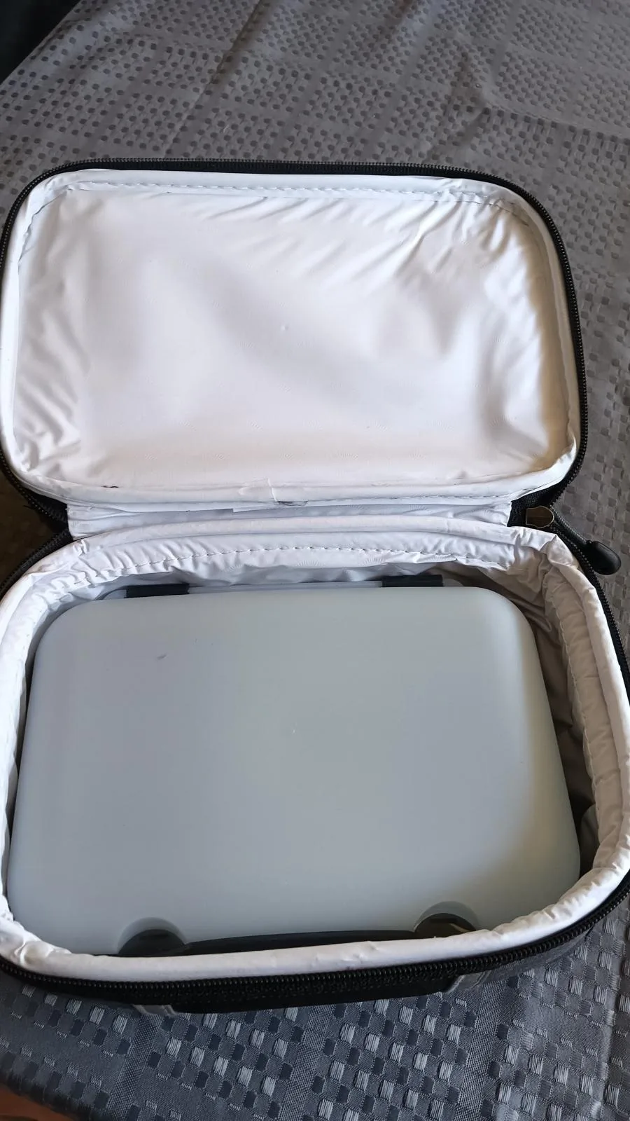 Tupperware lunch bag with box – photo 8