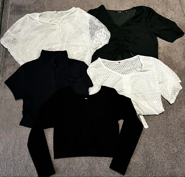 Women’s tops