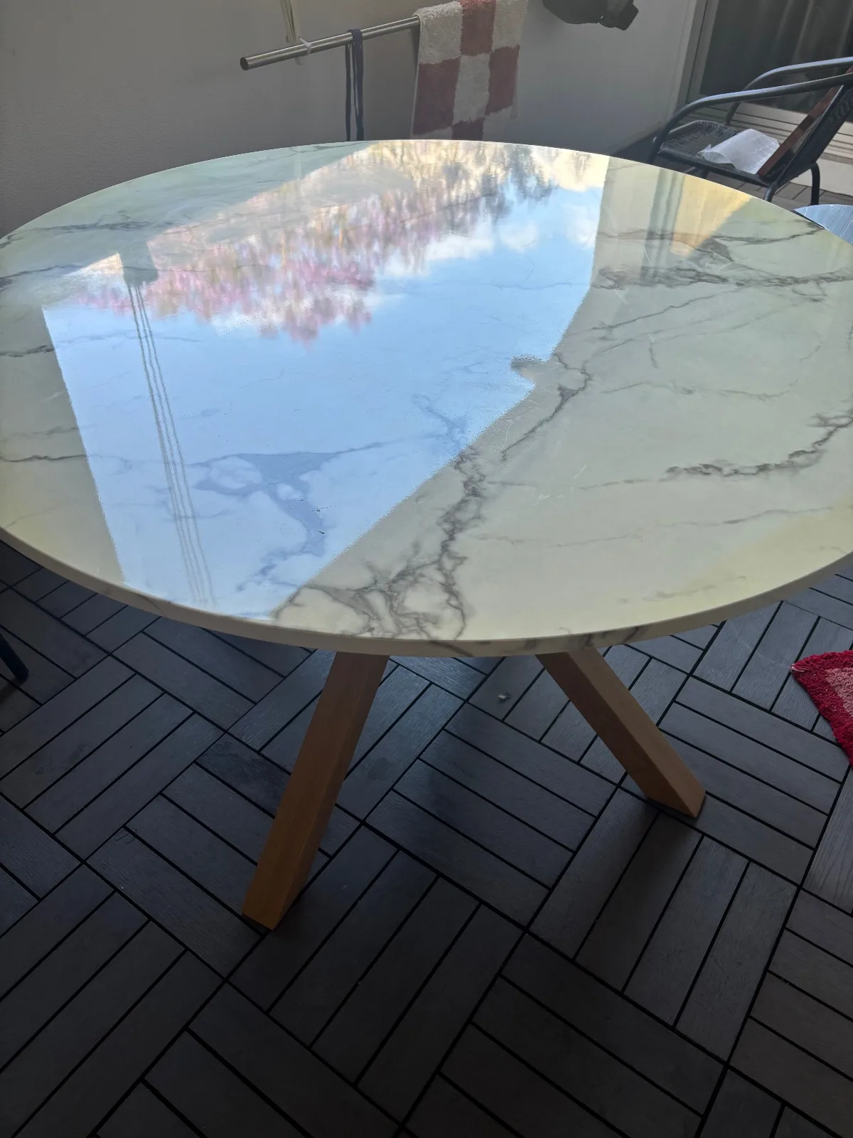 Temple and Webster dinning table – photo 2