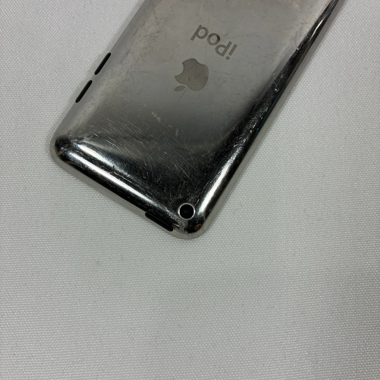Apple iPod Touch 2nd Gen WI-FI 8GB White/Silver A1367 Tested & Working — photo 3