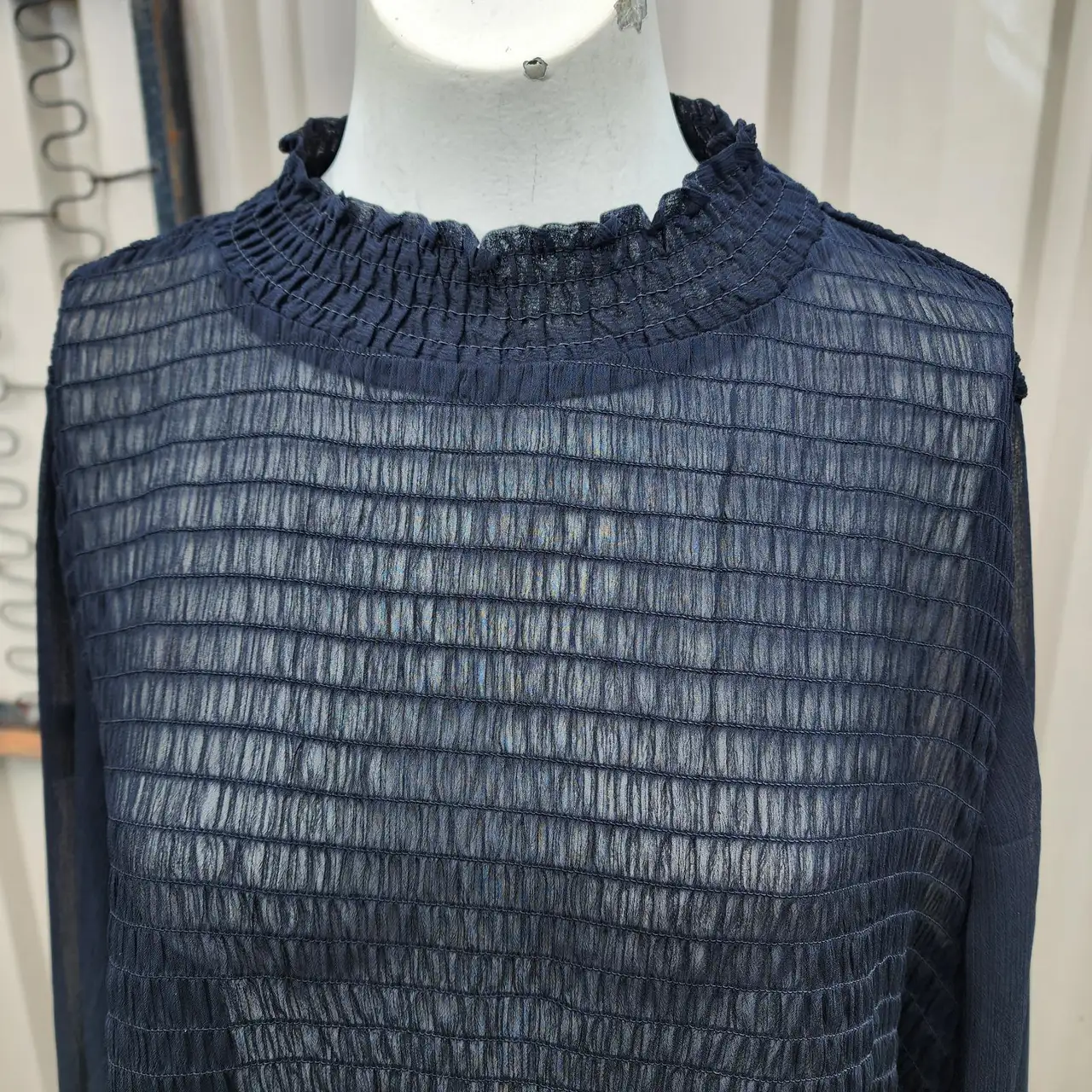 Anko black l/s top shirred sheer size 18 – photo 2
