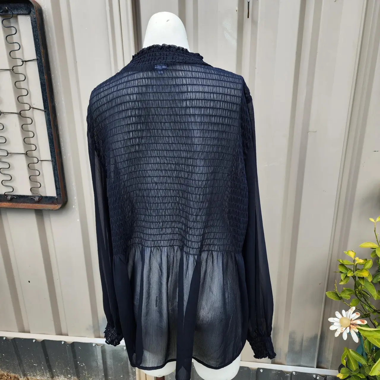 Anko black l/s top shirred sheer size 18 – photo 4