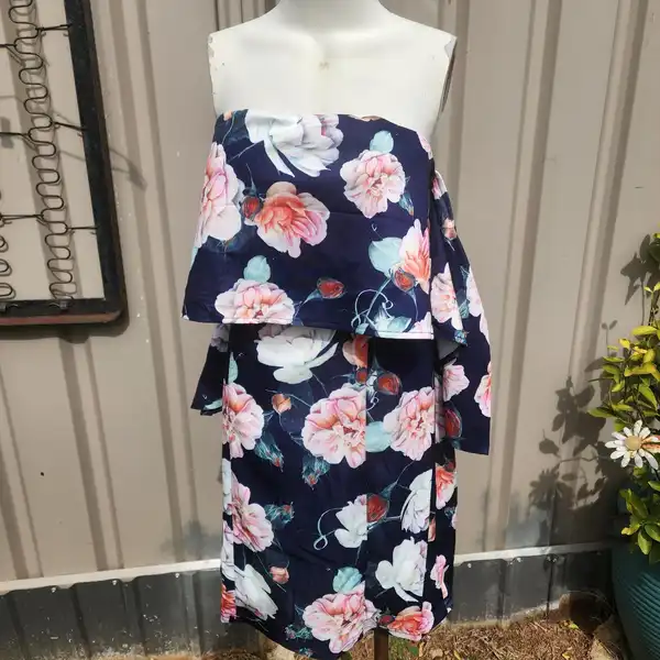 Divine avenue floral dress size 16