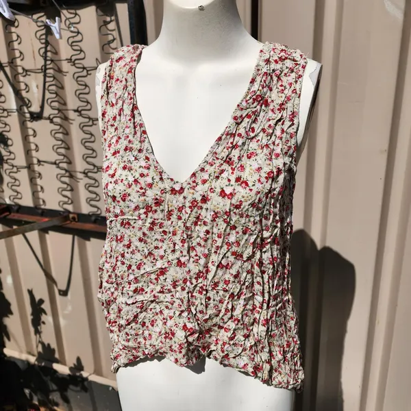 SASS summer cropped top size 10