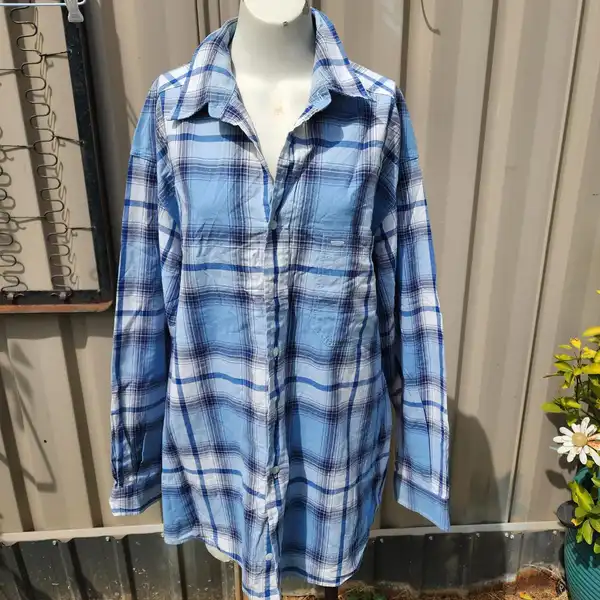 Country Road vintage l/s work shirt size large