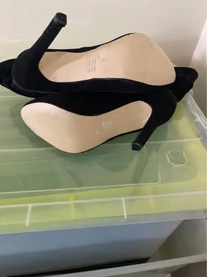 Betts Heels — photo 2