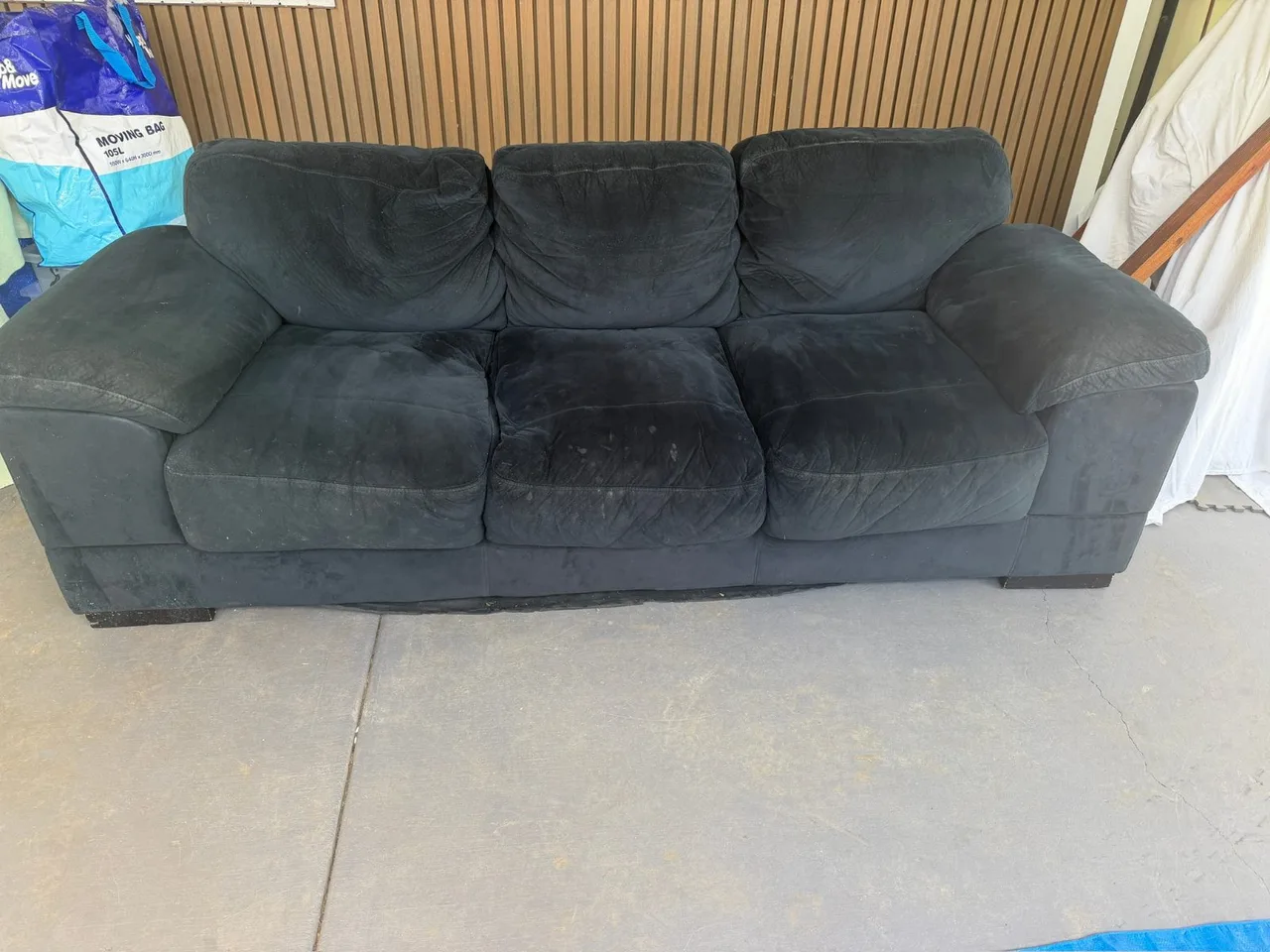 Lounge - 3 seater sofa — photo 2