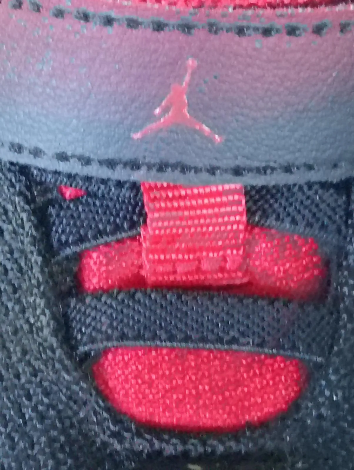 Jordan Max Aura 4.5 uk us 5c Black/Red/White  Sneakers-Assorted Sizes 4.5 — photo 4
