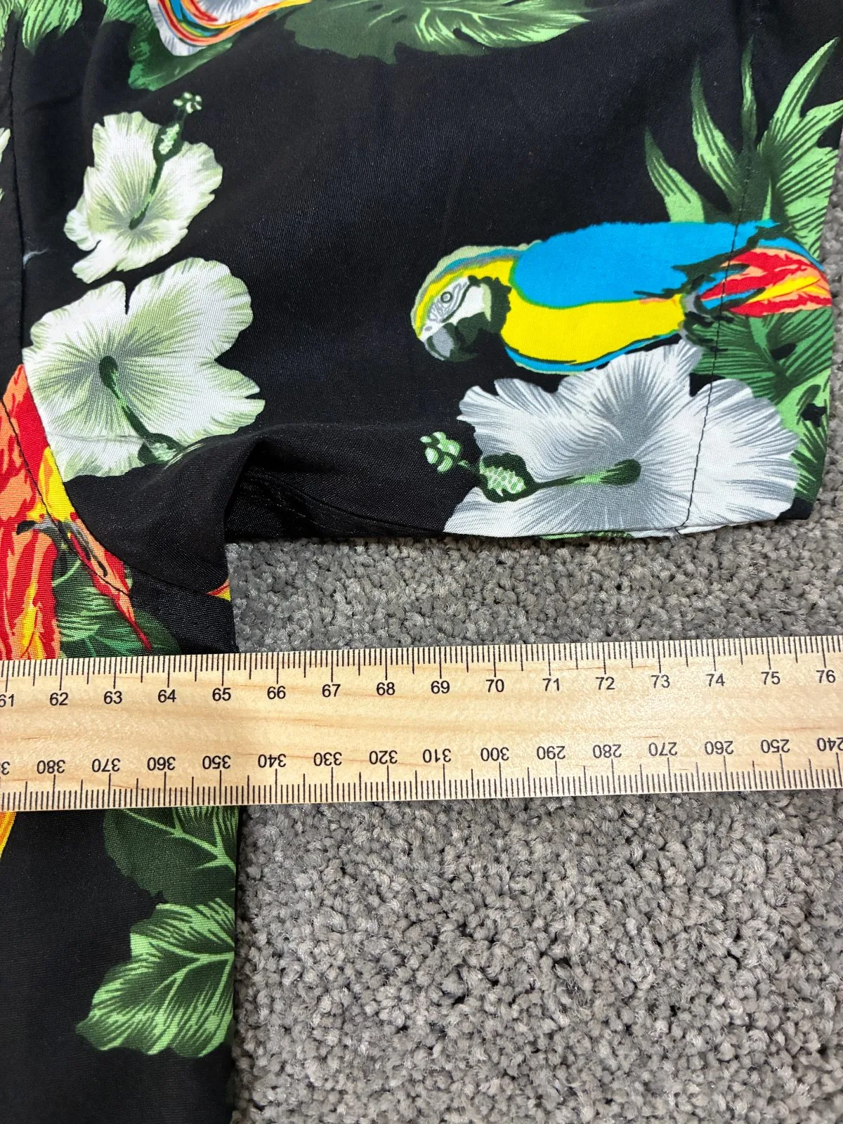 Lowes men's Hawaiian, Tropical Shirt, perfect to take on holidays — photo 8