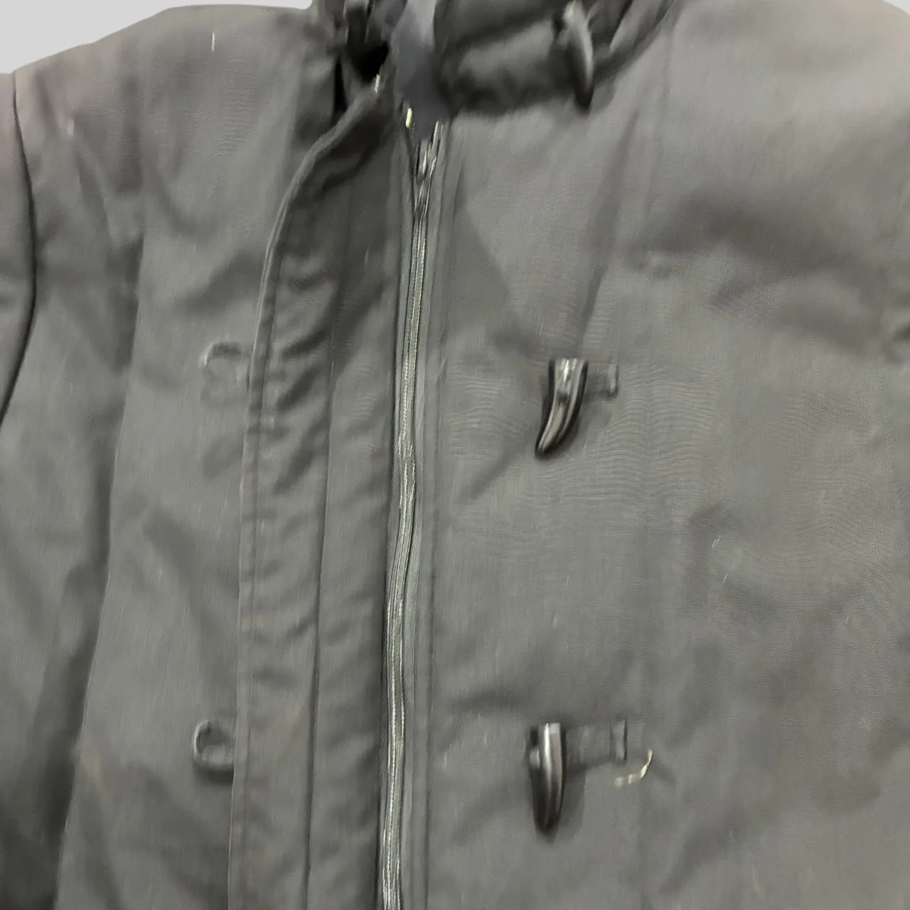Thick lightweight warm winters coat, fully line to trap your body heat. size 12 — photo 7