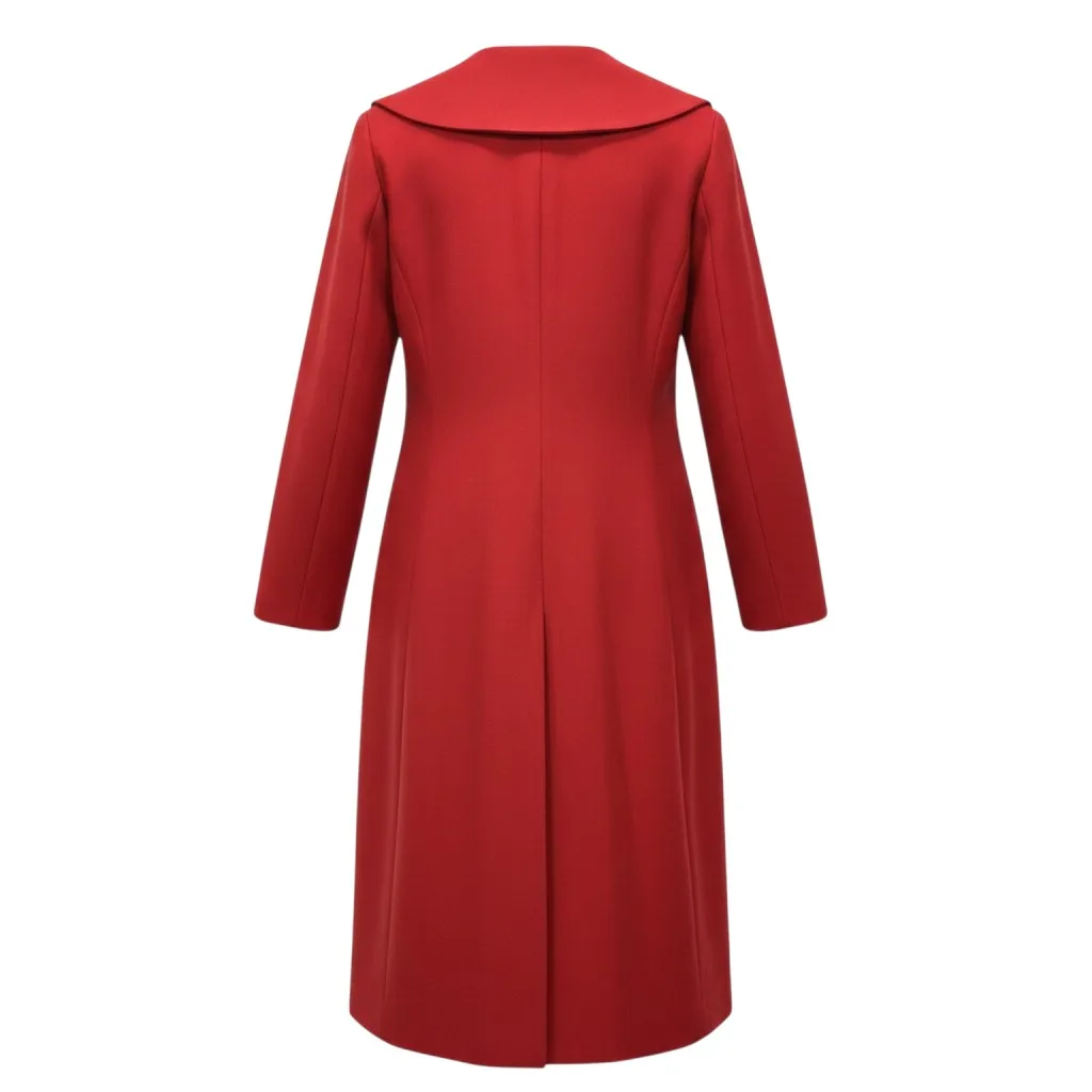 Dramatic scarlet red mid-length lightweight tailored classic evening coat. — photo 4