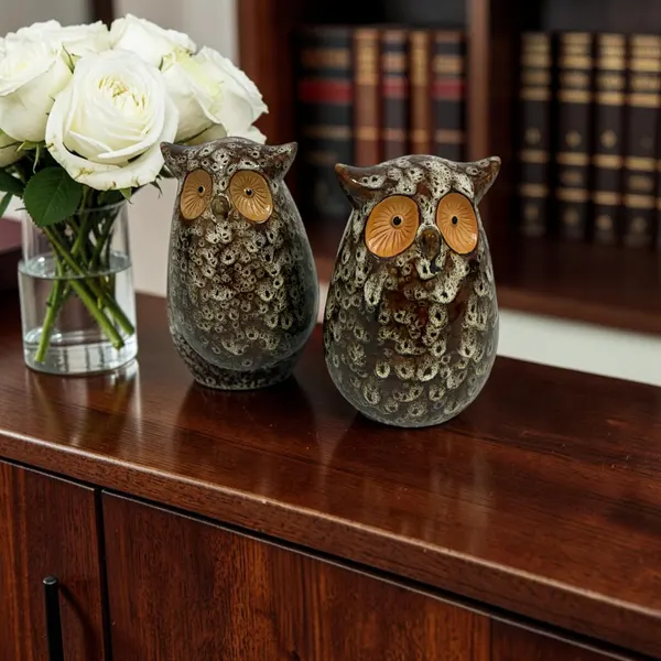 Beautiful Pottery pair of Owls dripped glaze with vibrant detail