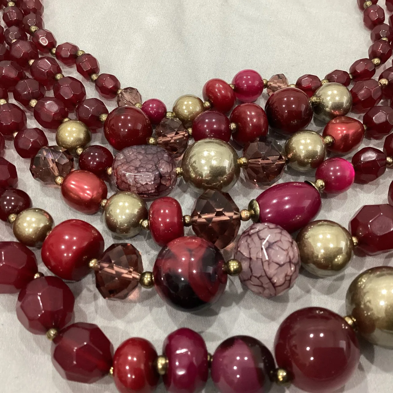 Vintage-style multi strand mix of faceted beaded necklace — photo 2