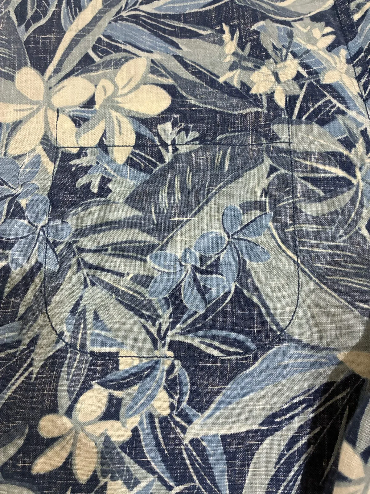 Tommy Bahama men's casual shirt, tailored for the Big & Tall — photo 3