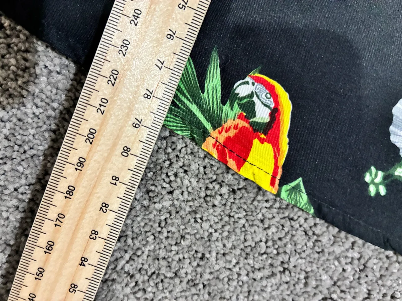 Lowes men's Hawaiian, Tropical Shirt, perfect to take on holidays — photo 7