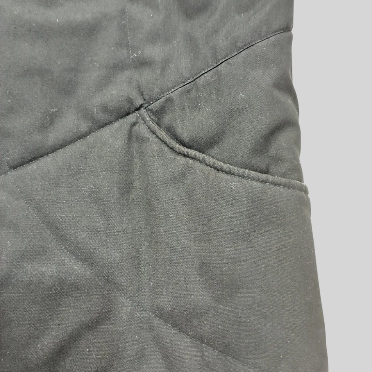 Thick lightweight warm winters coat, fully line to trap your body heat. size 12 — photo 4