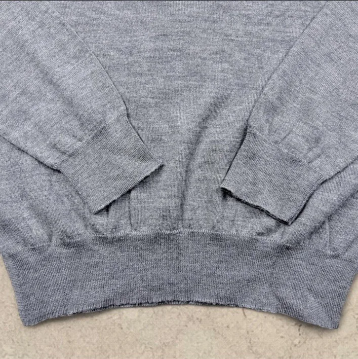 Polo Ralph Lauren 100% Washable Merino Wool Grey V-Neck Jumper — photo 5