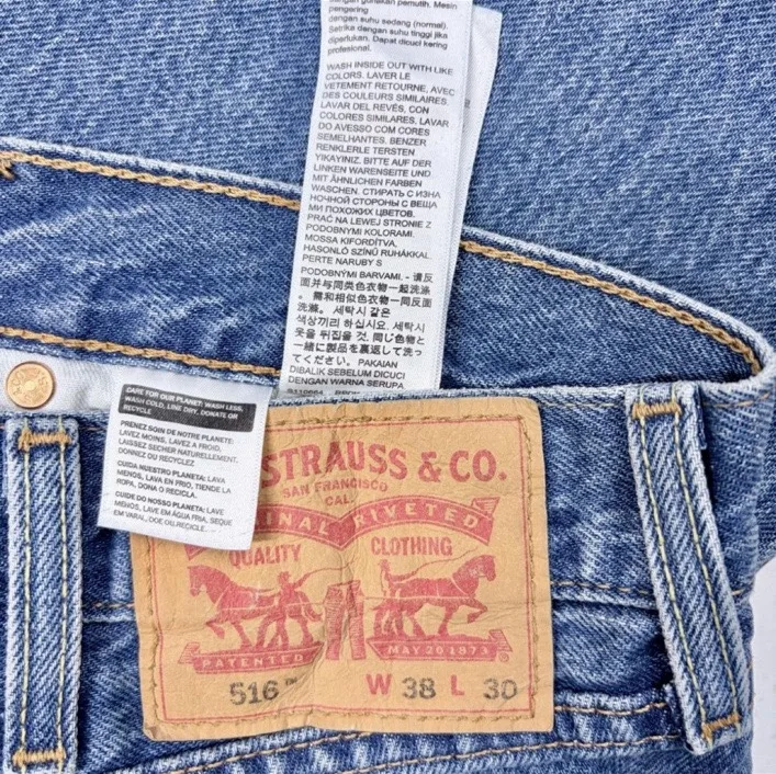 Levi’s 516 Straight Leg Jeans W38 L30 Light Wash Denim — photo 7