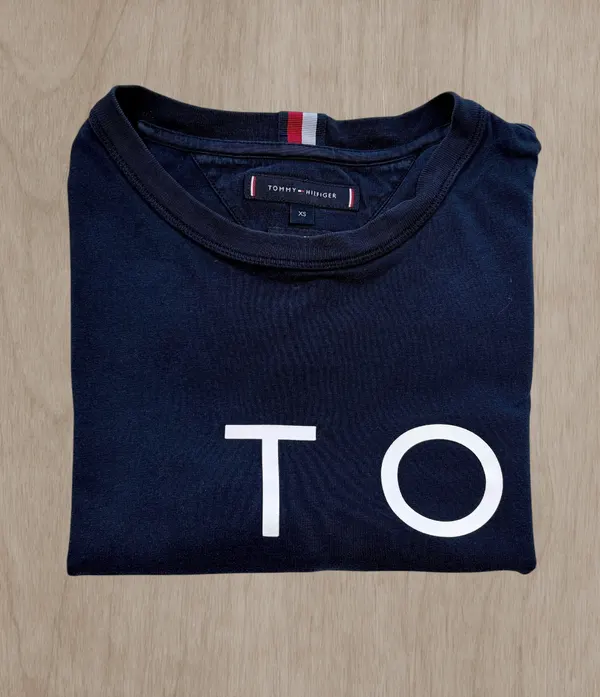 Tommy Hilfiger Black Oversized Logo Graphic T-Shirt XS Organic Cotton