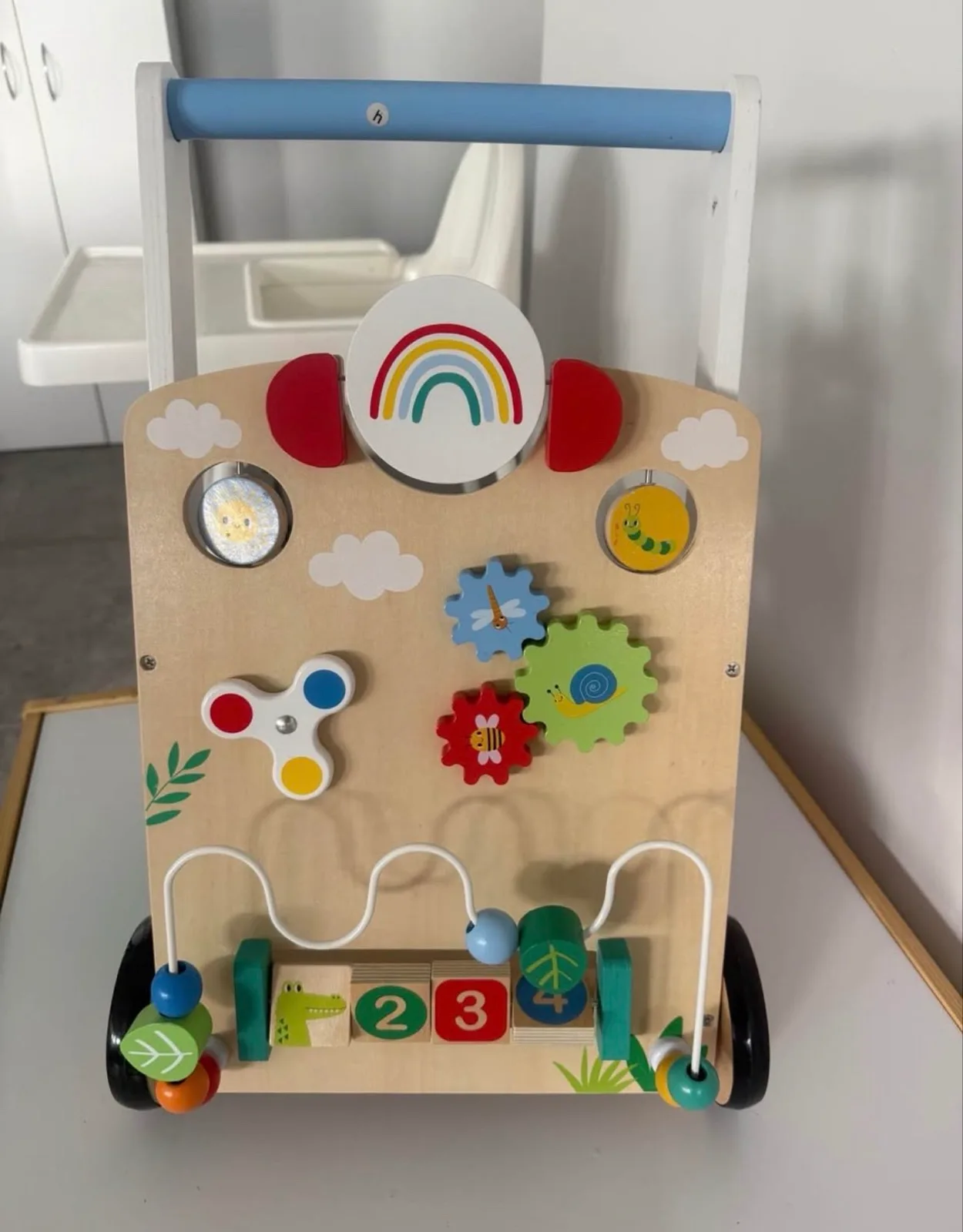 Baby walker — photo 2