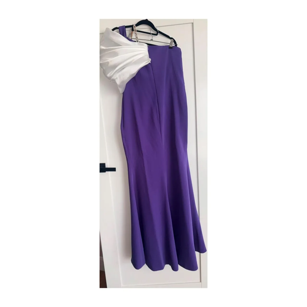 MELIKE Purple & White One-Shoulder Formal Gown – Size 12 💜 — photo 4