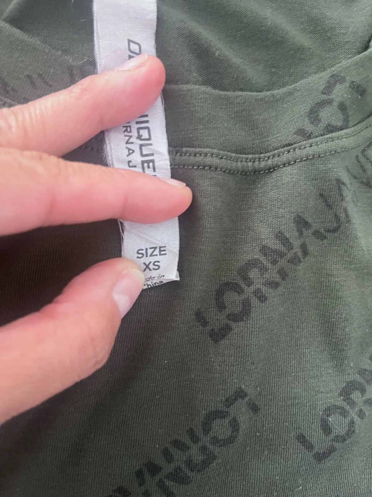 Lorna Jane gym top — photo 2
