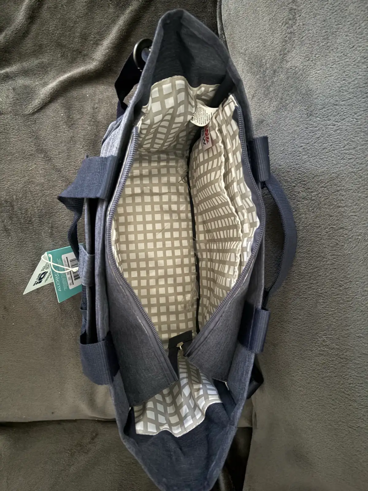 Baby Nappy Bag - Brand New with Tags – photo 2