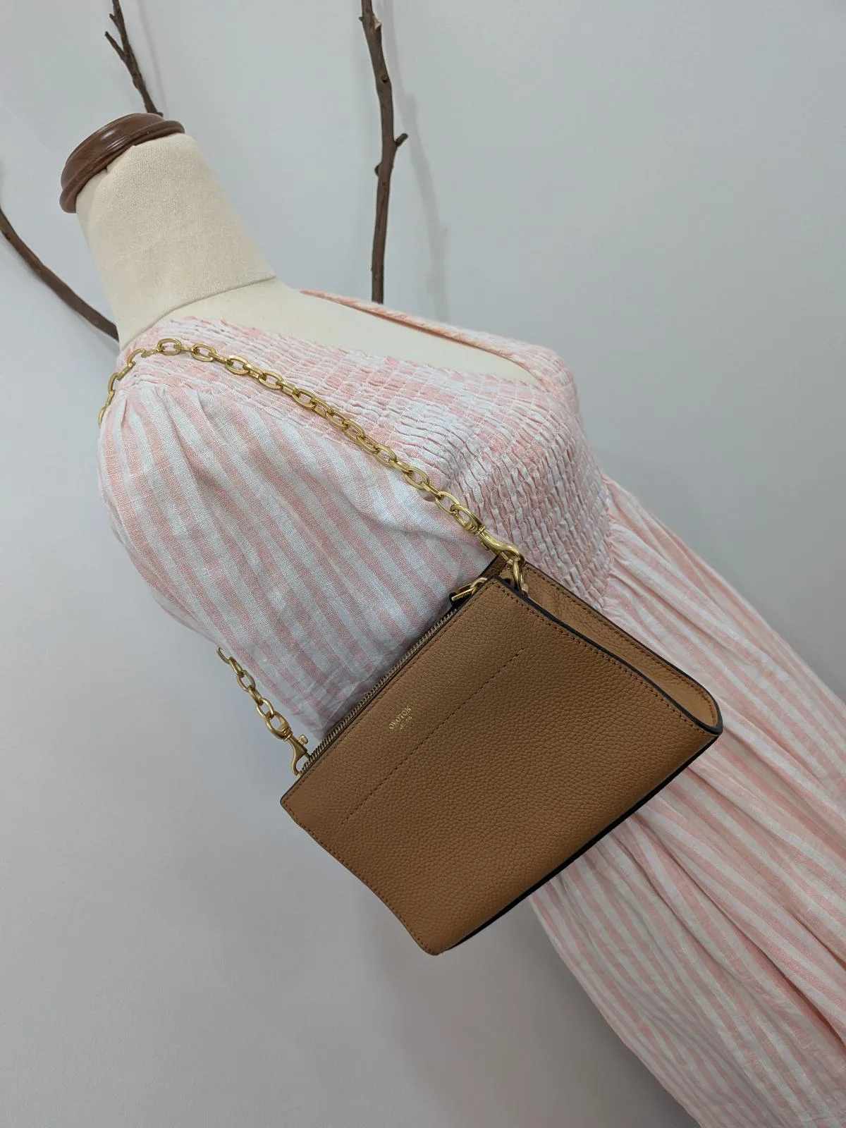 Oroton Tan Pebble Leather Crossbody / Clutch – photo 3