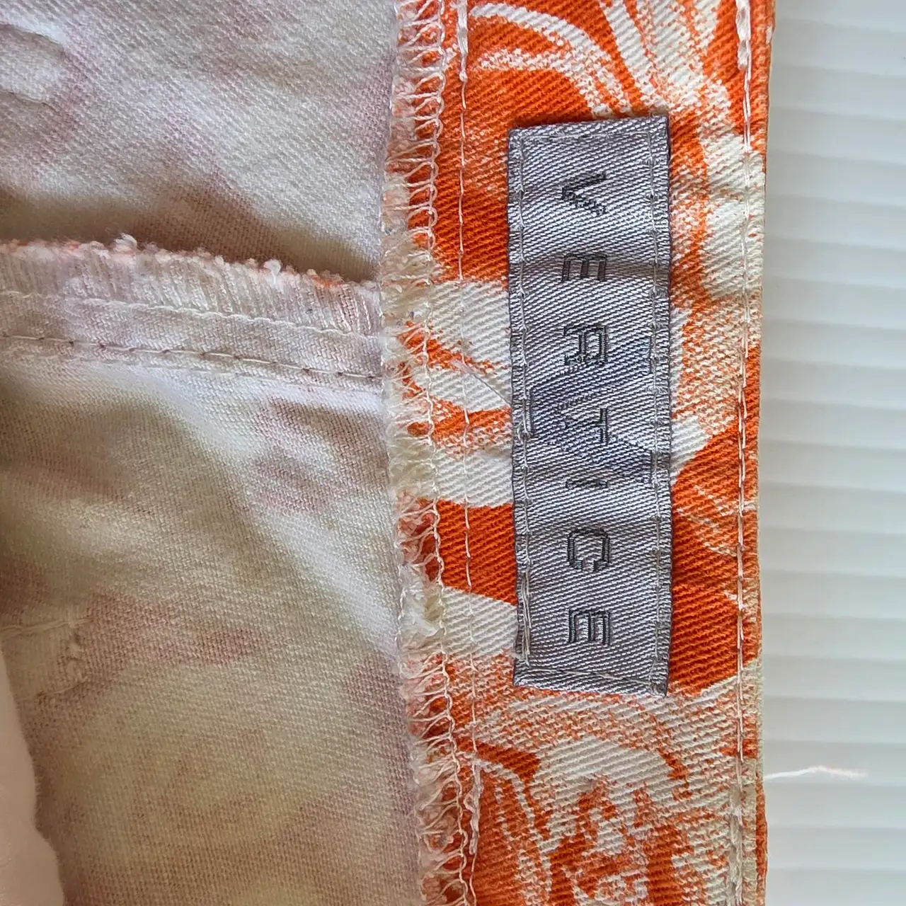 Vintage VERTICE Floral Capri Pants - Made in NZ - Size 10 (Fits Modern 6-8) – photo 7