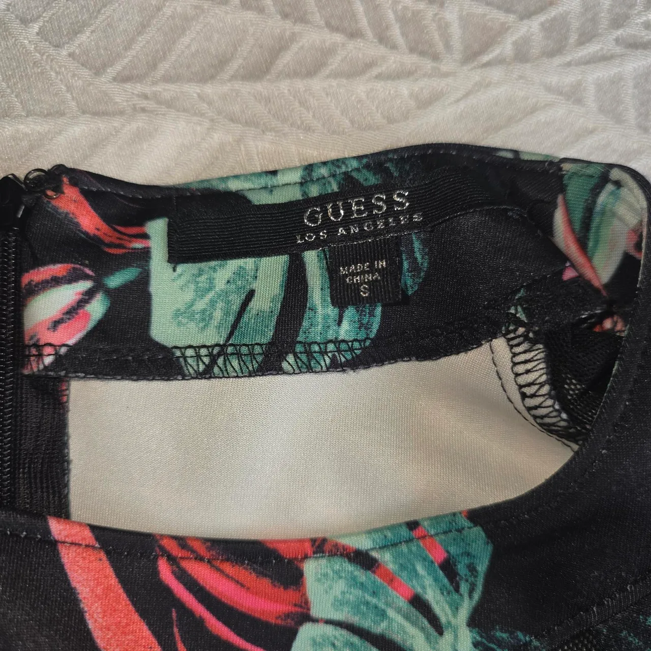 GUESS Tropical Palm Leaf Dress (Size S / AU 8) — photo 3