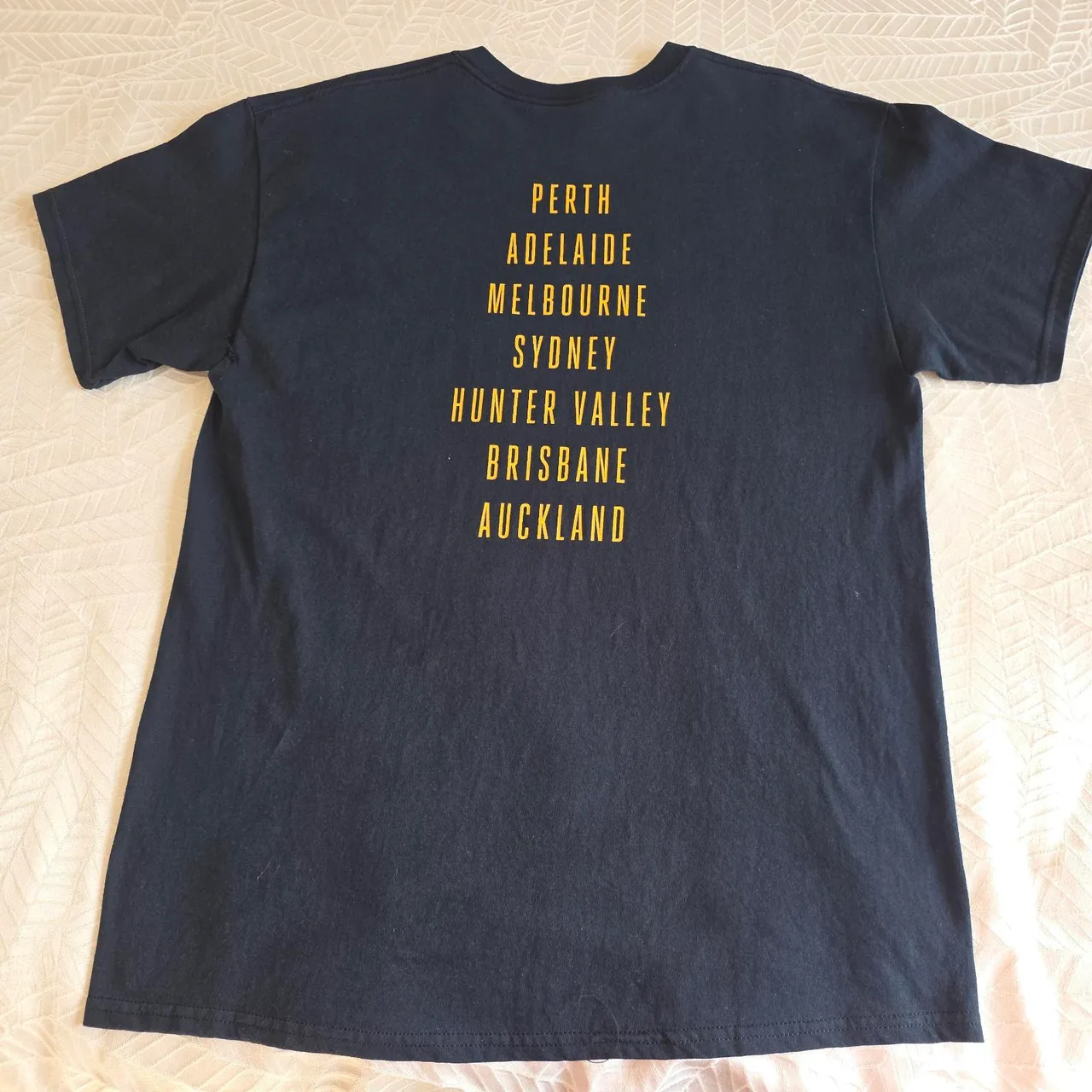 Official Bruce Springsteen & The E Street Band 2014 Tour T-Shirt – Dark Blue – M — photo 2