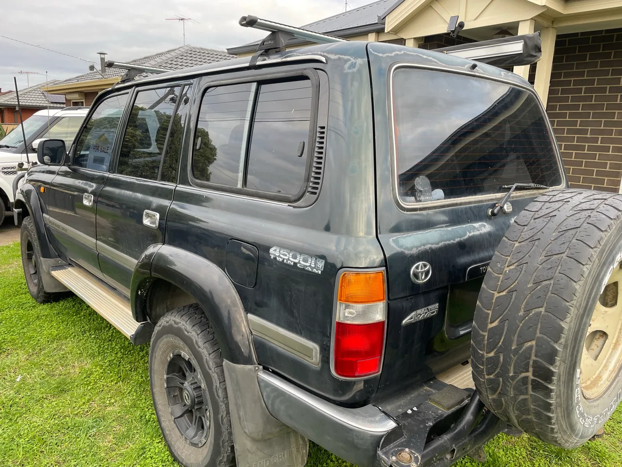 Toyota Landcruiser — photo 3