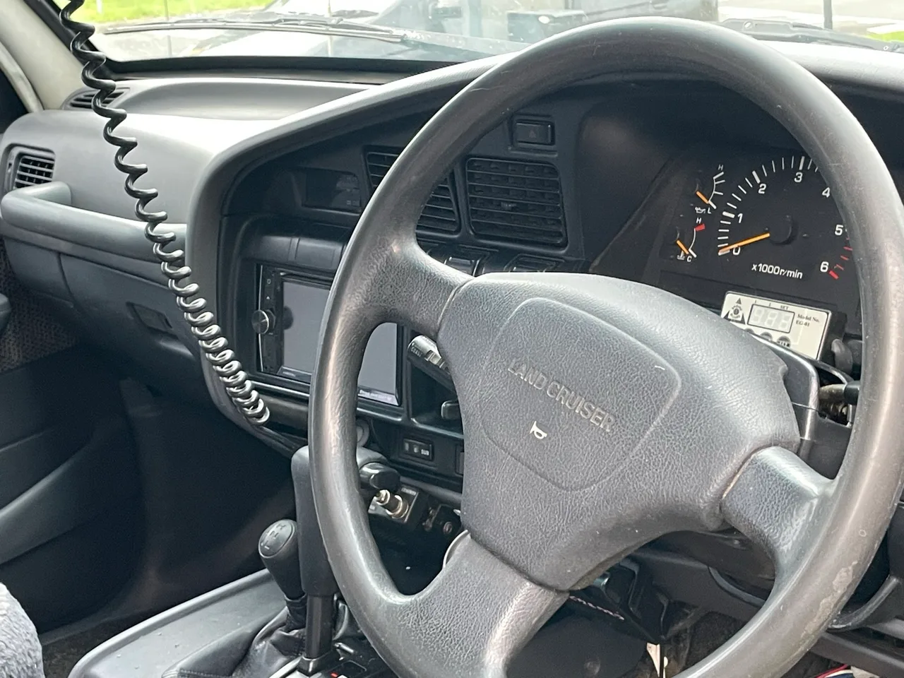 Toyota Landcruiser — photo 9