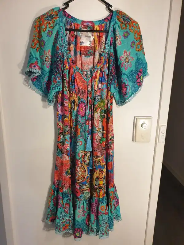 Lulalife sz S Frida Kahlo short dress
