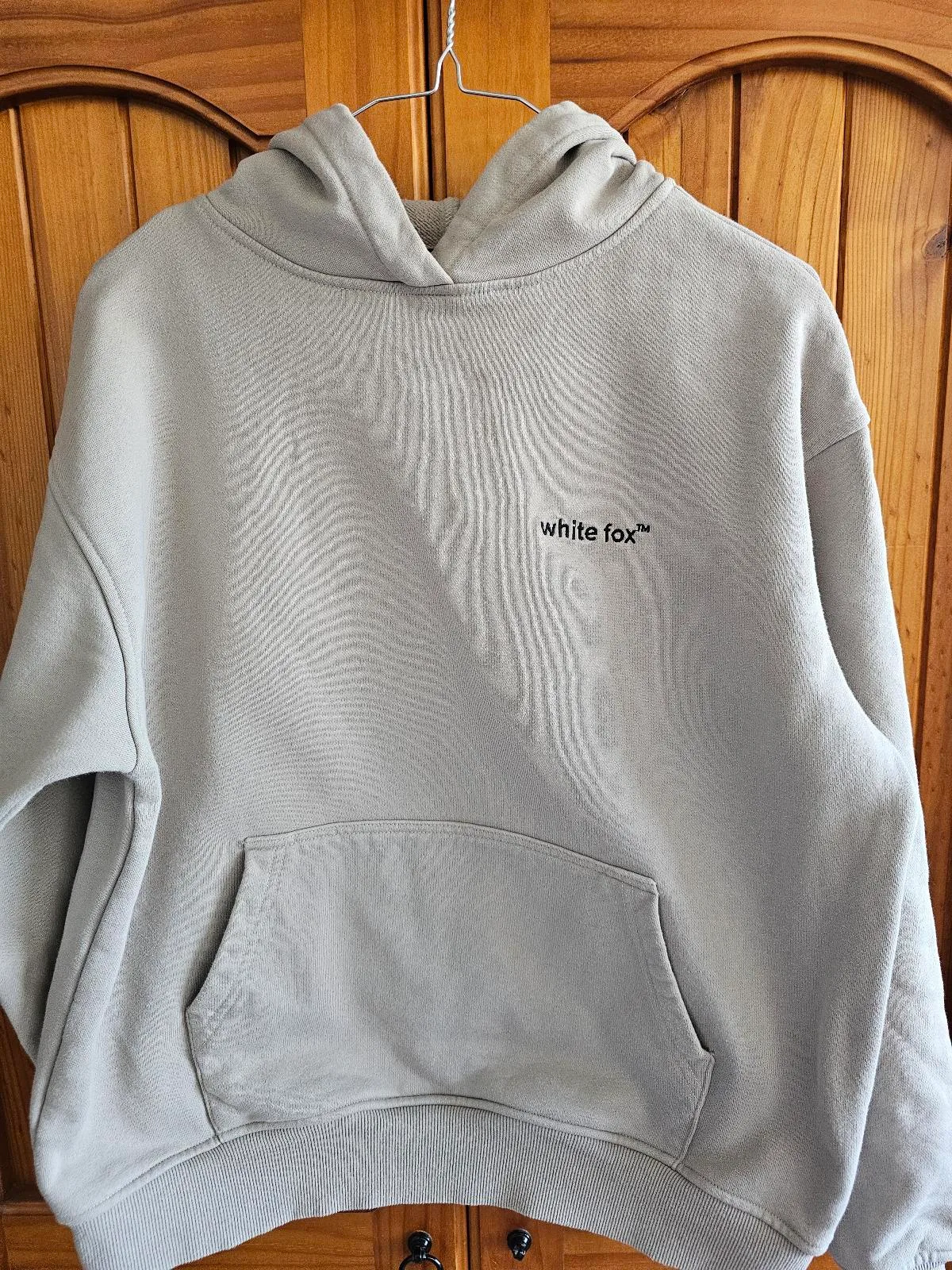 Women's White fox Grey Hoodie Size S/M — photo 5