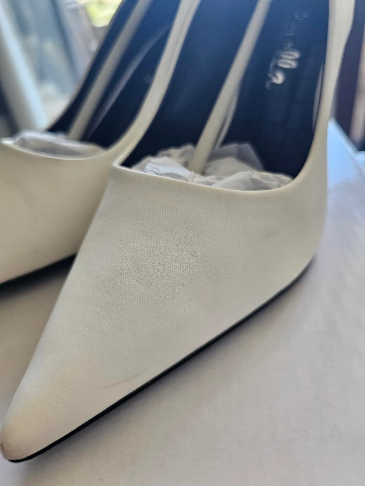 White Heels US 7 – photo 4