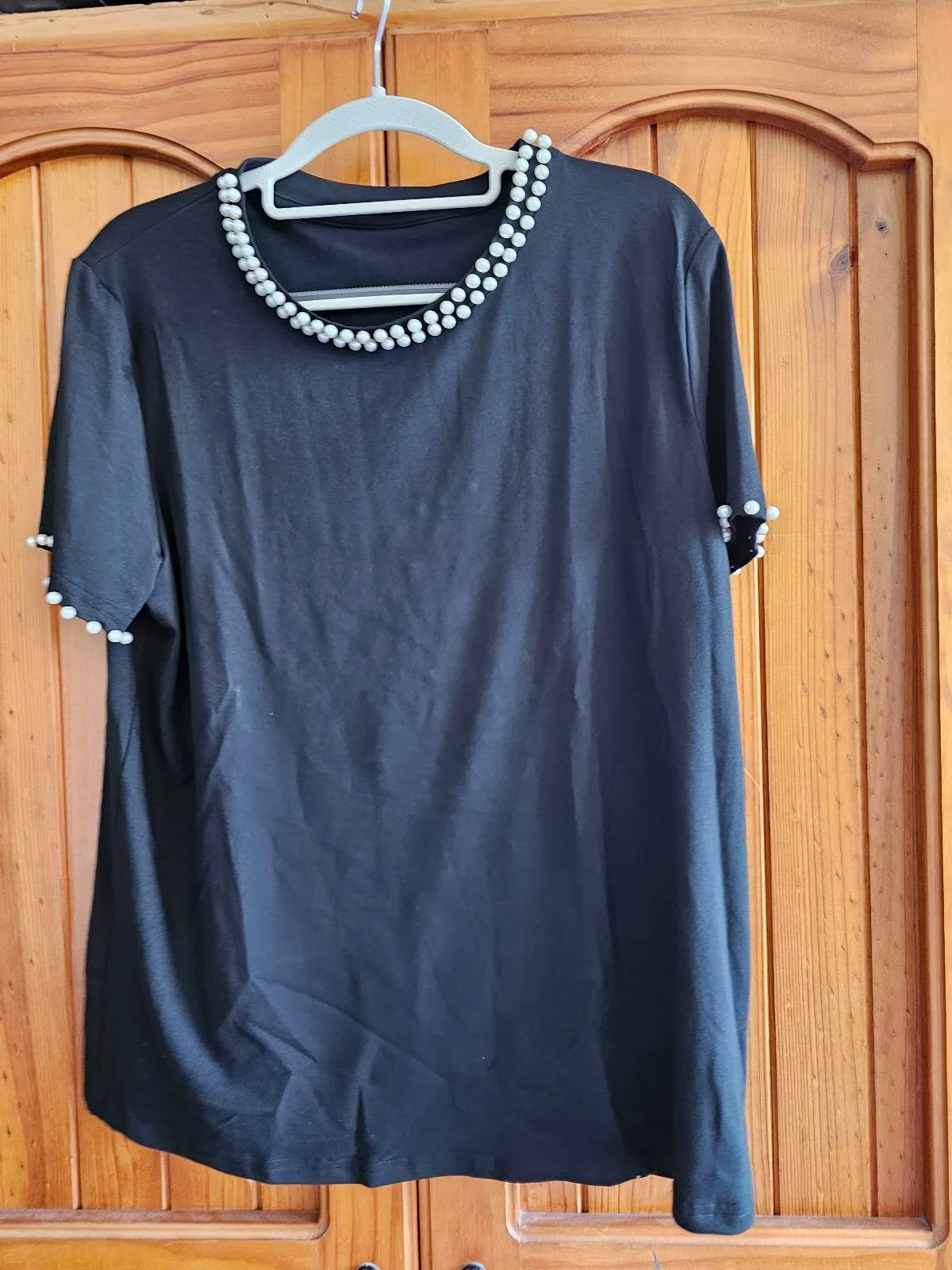 Black pearly shirt Size would fit M/L – photo 2