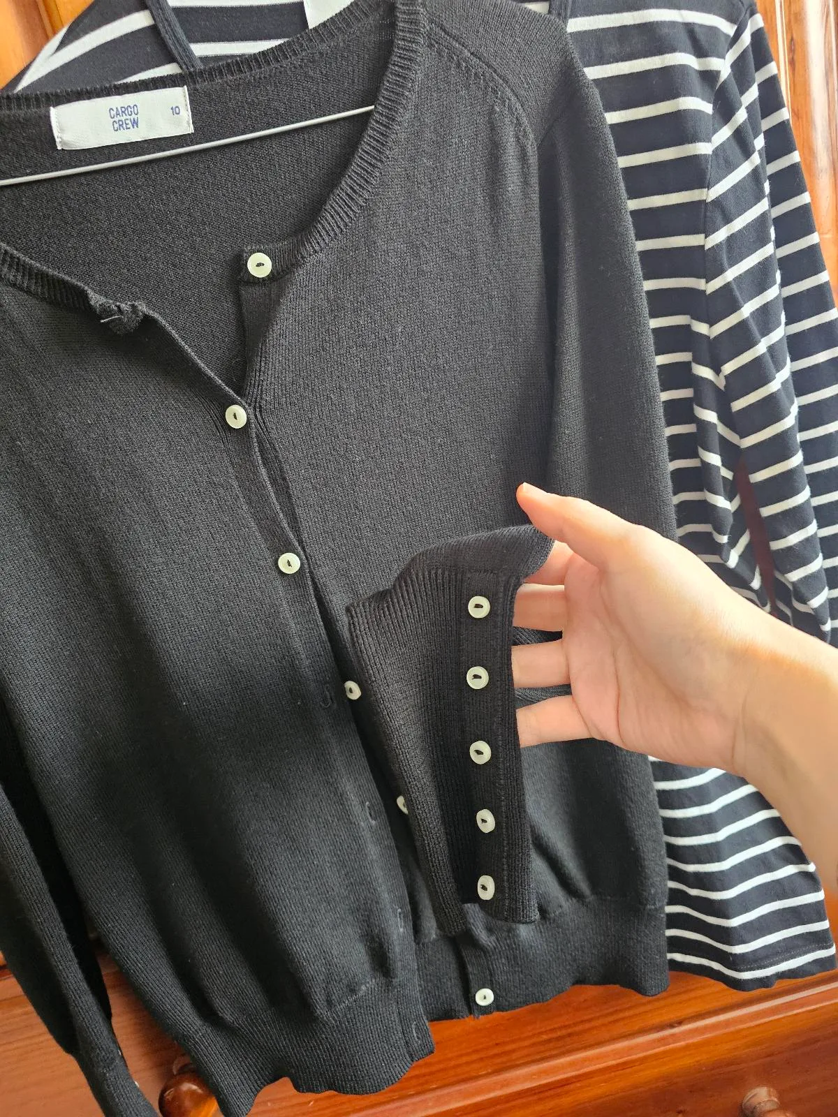 2Pieces Striped shirt Size 8 & Cardigan Size 10 – photo 6