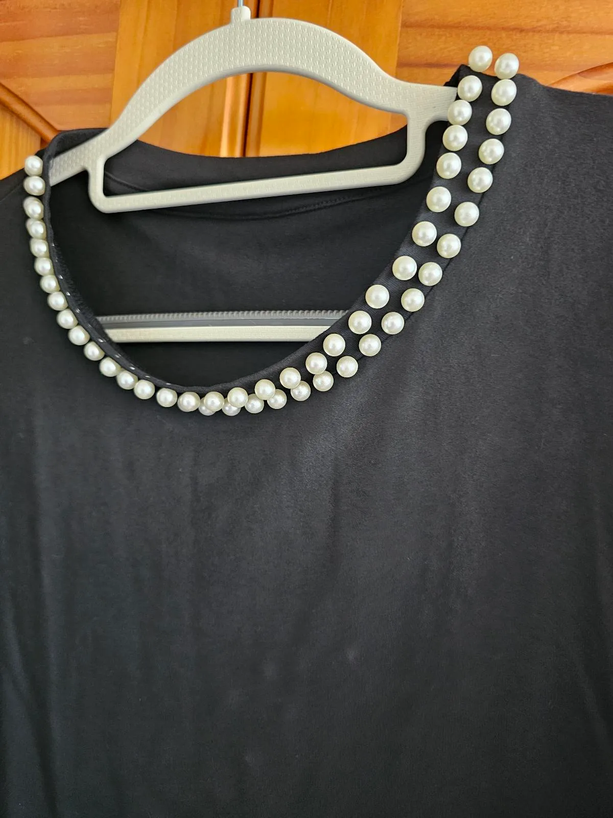 Black pearly shirt Size would fit M/L – photo 3