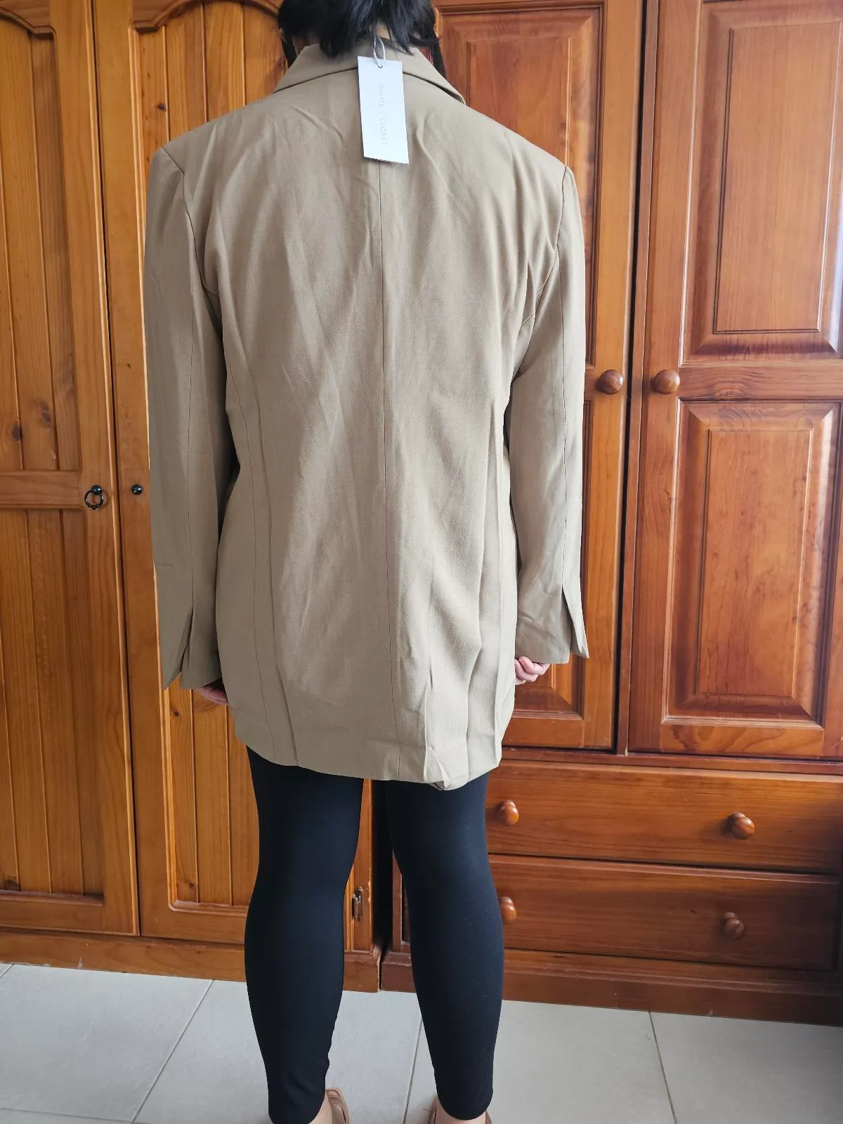 White Closet Longline blazer in Taupe/beige - Size 12 – photo 4