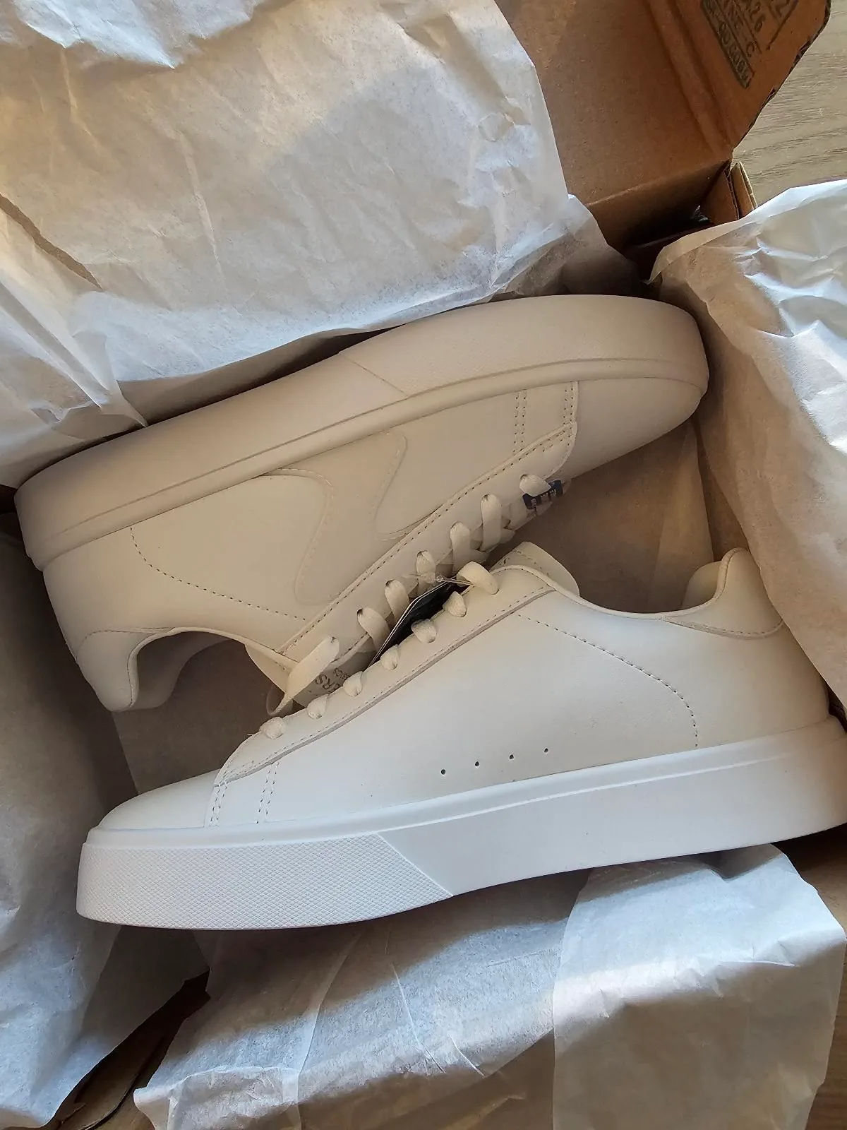 Skechers Eden White Sneakers US 7 / EUR 37 – photo 3