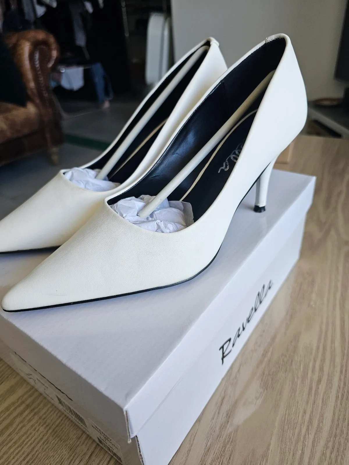 White Heels US 7 – photo 5