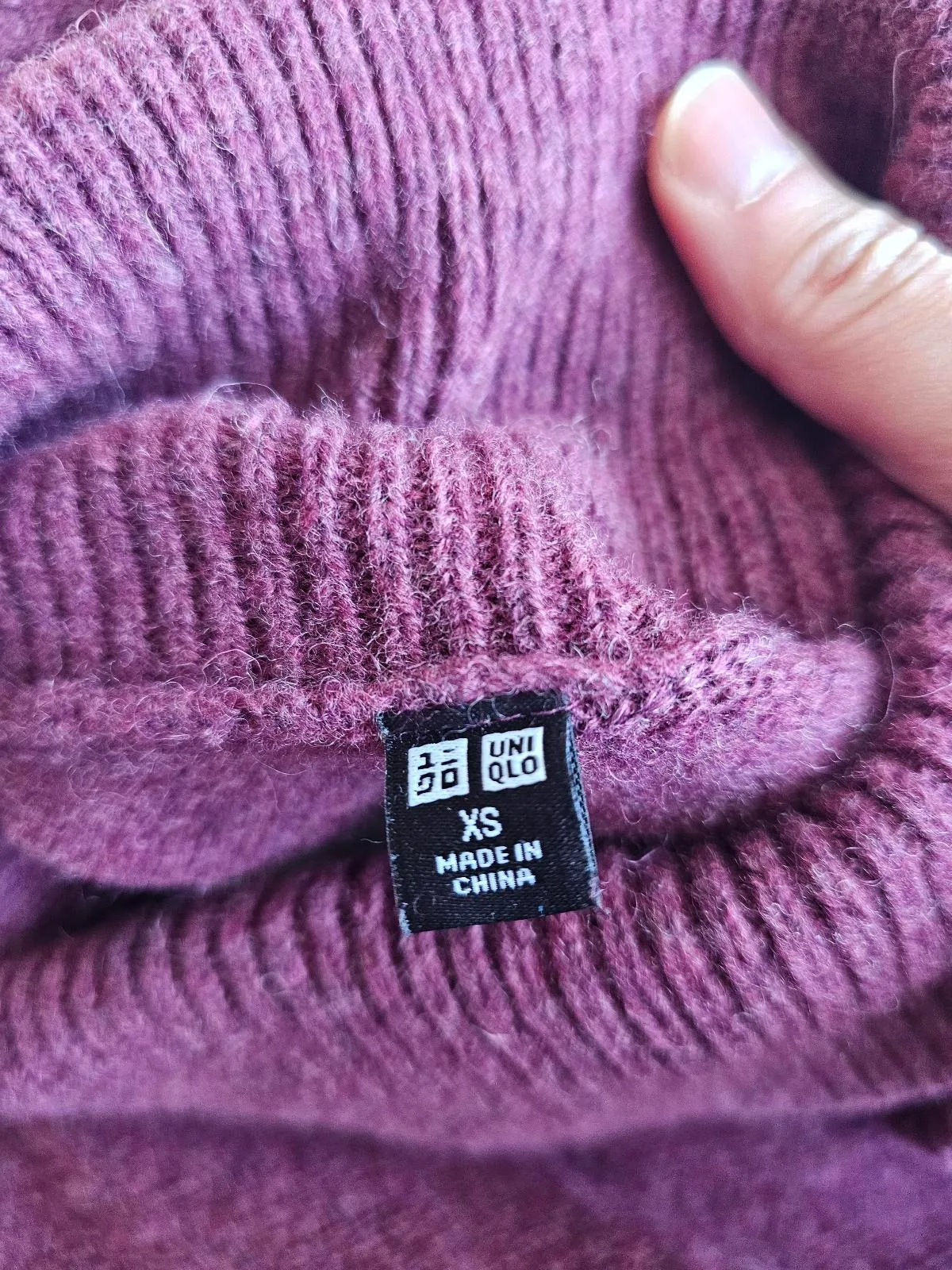 Uniqlo Turtle neck 100% wool Winter dress – photo 5