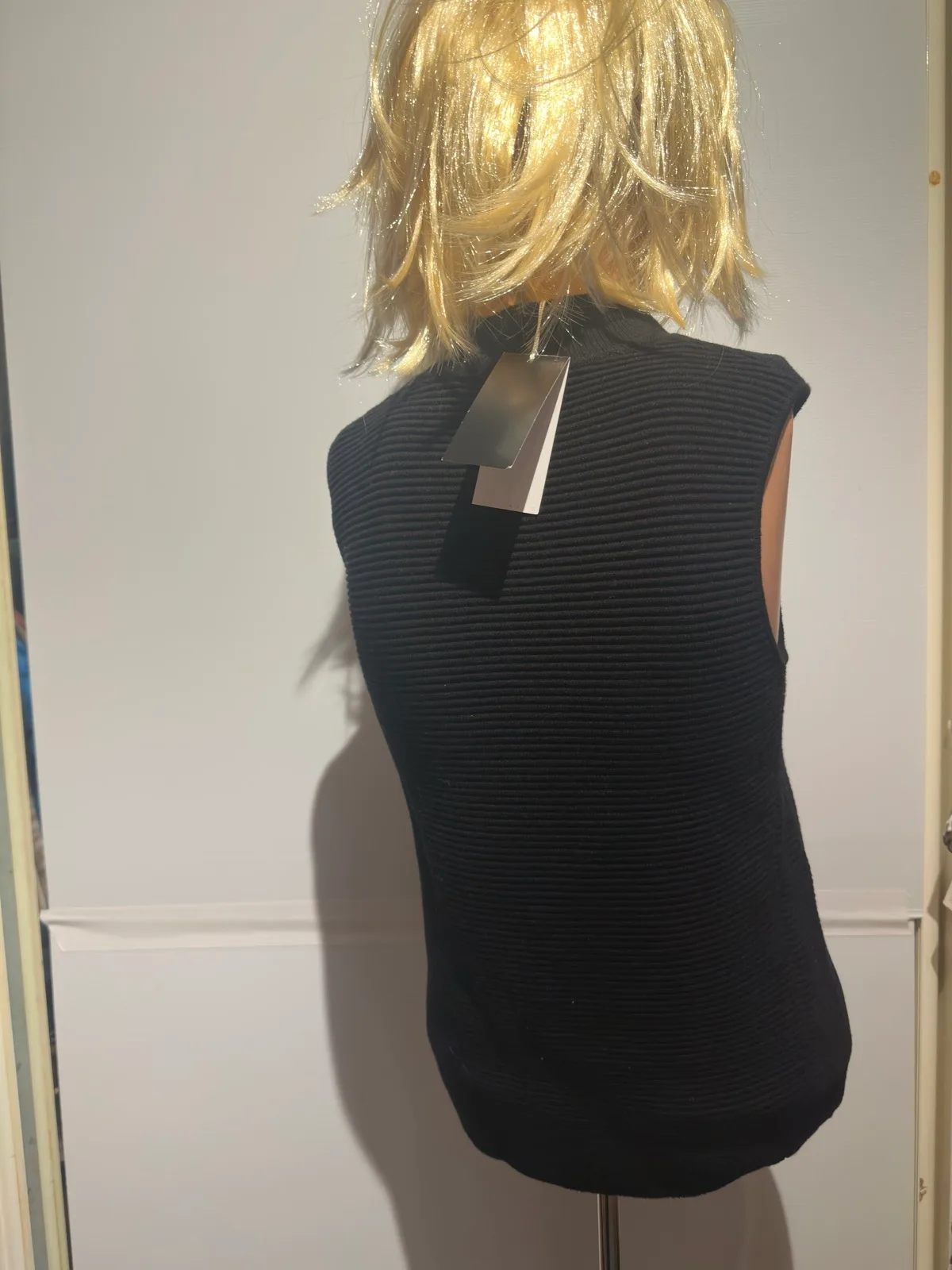 ladies turtleneck black vest. Oxford. Size 10. BNWT. — photo 5